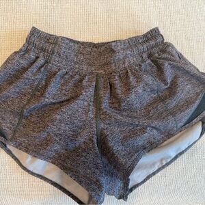 Gray Lululemon Women's Athletic Shorts Hotty Hot 2.5 Inch